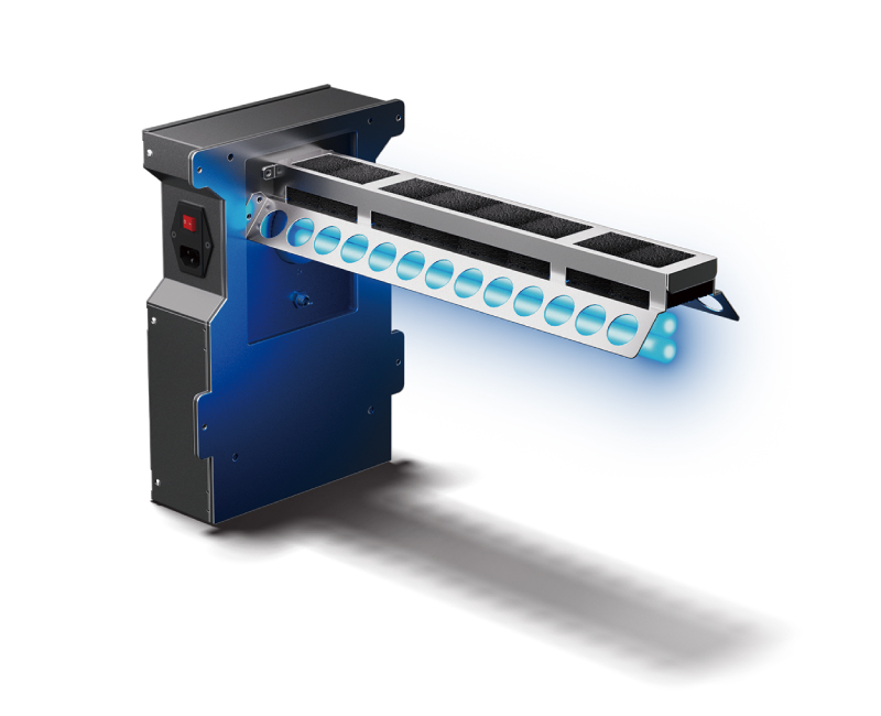UV lamp and activated carbon photocatalyst modules